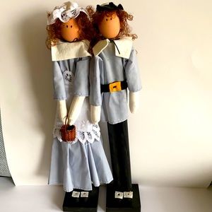 Vintage Pilgrim Man Woman Wood Figures Thanksgiving Holiday Figurines Tall 20"